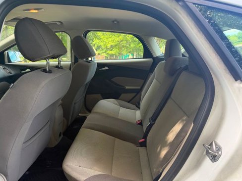 Used 2013 Ford Focus SE image 8