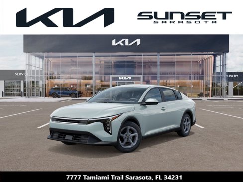 New 2025 Kia K4 LXS image 1
