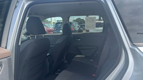 Used 2021 Nissan Rogue SV image 21
