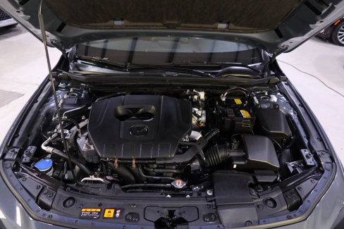 Used 2023 MAZDA MAZDA3 s image 9