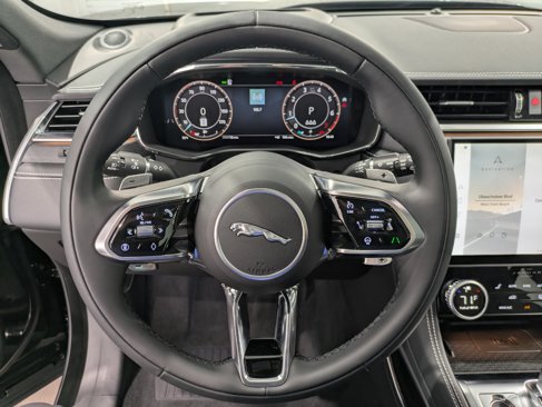 New 2026 Jaguar F-PACE R-Dynamic S image 15