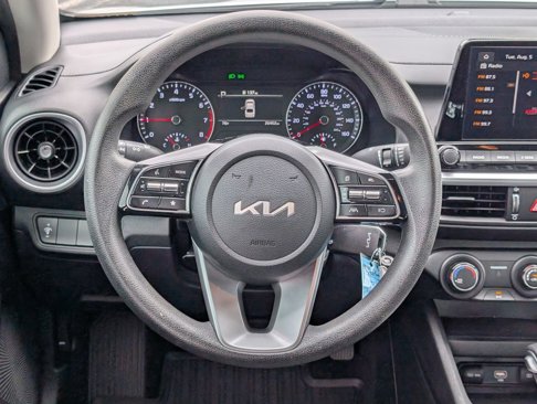 Used 2024 Kia Forte LXS image 13