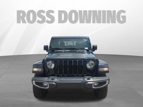 Used 2022 Jeep Gladiator Sport image 2