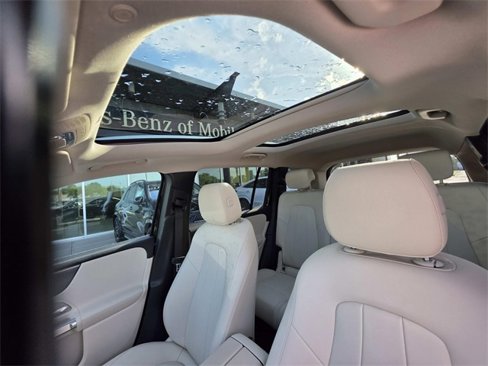 Certified 2022 Mercedes-Benz GLB 250 image 12