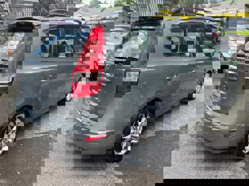 Used 2010 Hyundai Elantra GLS image 5