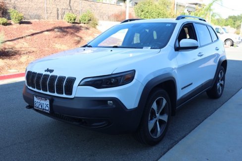 Used 2020 Jeep Cherokee Latitude w/ Quick Order Package 26F North image 8