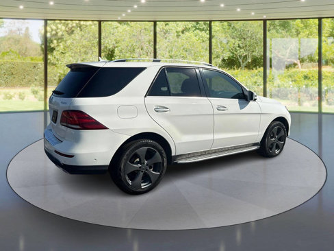 Used 2016 Mercedes-Benz GLE 350 4MATIC w/ Premium Package image 9