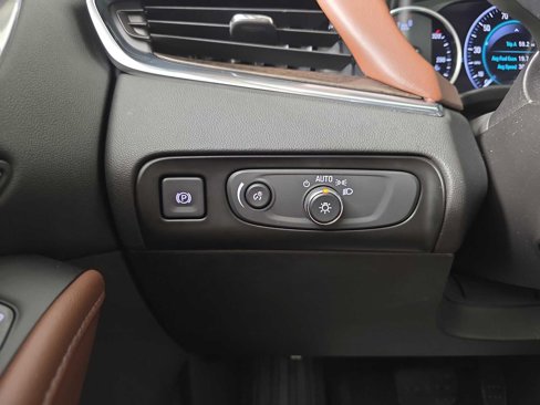 Used 2018 Buick Enclave Avenir w/ Avenir Technology Package image 22