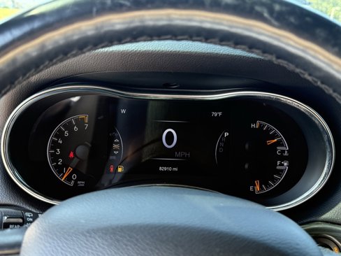 Used 2020 Jeep Grand Cherokee Limited image 19