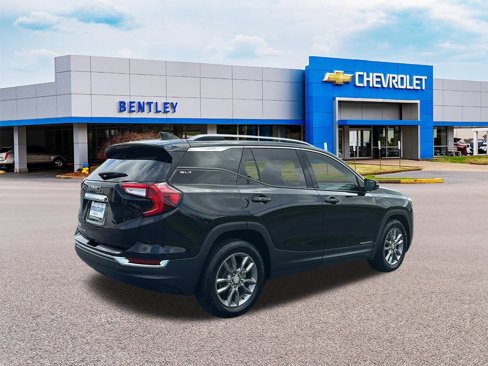 Used 2022 GMC Terrain SLT image 5