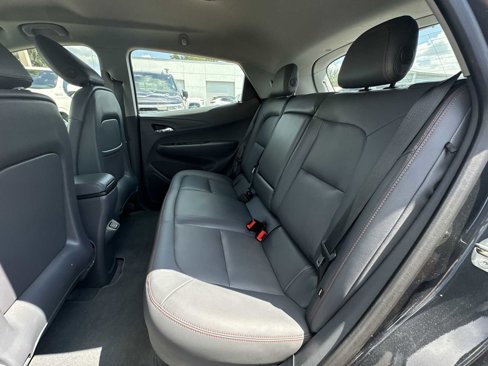 Used 2020 Chevrolet Bolt Premier w/ Infotainment Package image 17