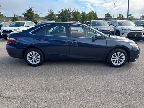 Used 2016 Toyota Camry LE image 12