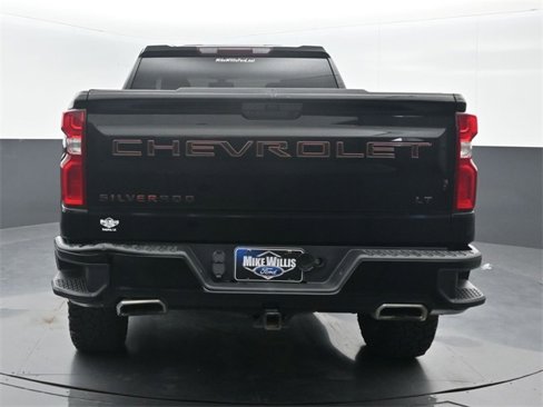 Used 2019 Chevrolet Silverado 1500 Custom Trail Boss w/ Custom Convenience Package image 6
