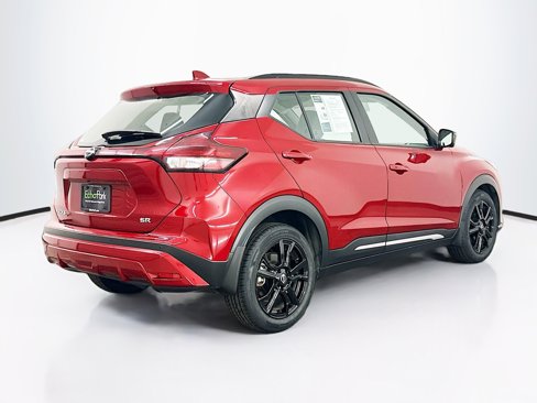 Used 2023 Nissan Kicks SR w/ SR Premium Package image 9