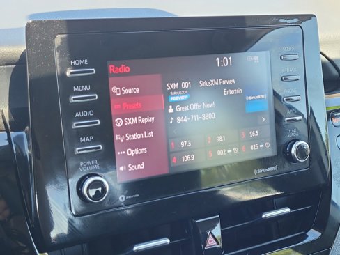 Used 2024 Toyota Camry SE image 13