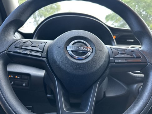 Used 2023 Nissan Kicks S image 22