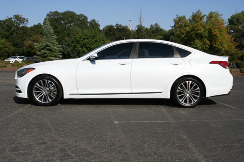 Used 2015 Hyundai Genesis 3.8 w/ Option Group 02 image 7
