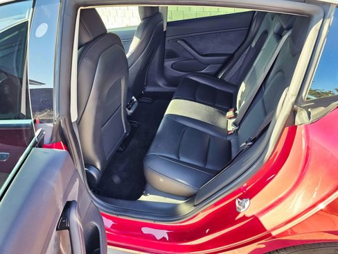 Used 2018 Tesla Model 3 Long Range image 7