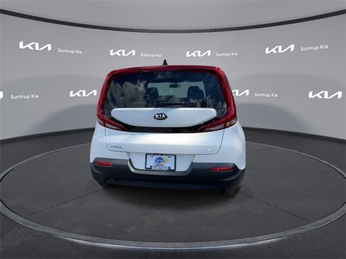 Used 2021 Kia Soul LX image 18