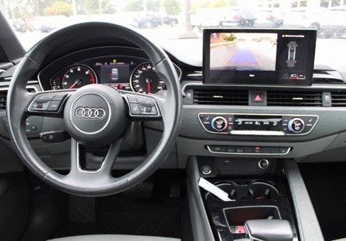 Used 2021 Audi A4 2.0T Premium w/ Convenience Package image 11