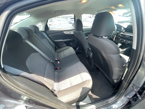 Used 2023 Kia Forte LXS w/ LXS Technology Package image 8