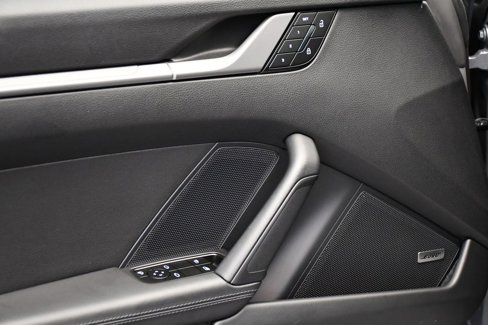 Used 2025 Porsche 911 Carrera image 38