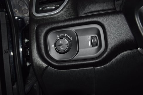 Used 2022 RAM 2500 Big Horn w/ Level C Equiment Group image 38