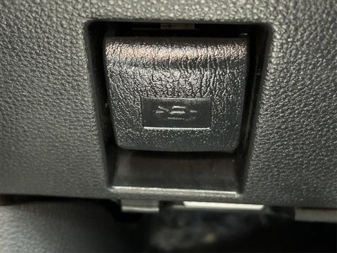 Certified 2023 Toyota Corolla LE image 21