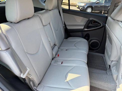 Used 2012 Toyota RAV4 Limited image 69