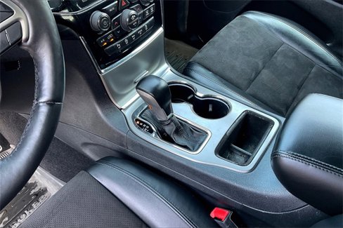 Used 2020 Jeep Grand Cherokee Altitude image 17