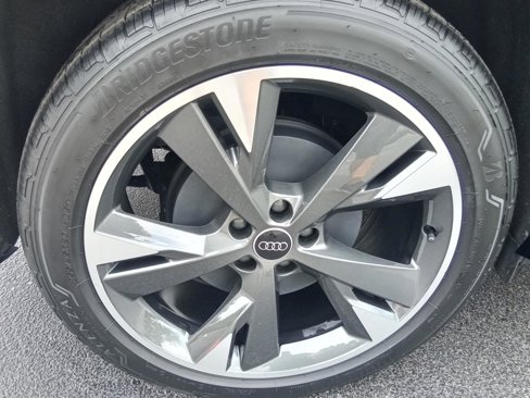 Certified 2024 Audi Q4 e-tron Premium Plus image 12
