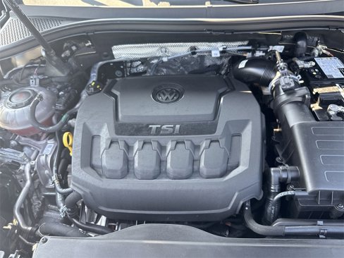 Used 2024 Volkswagen Tiguan S image 13