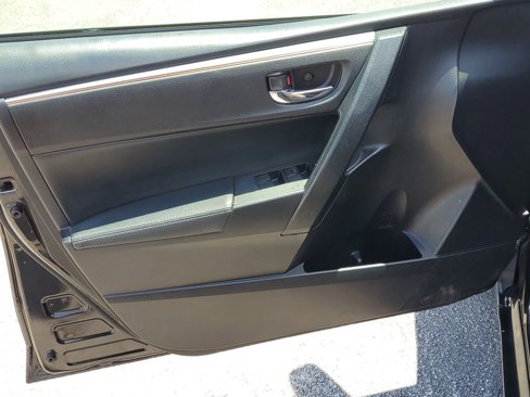 Used 2016 Toyota Corolla S image 13