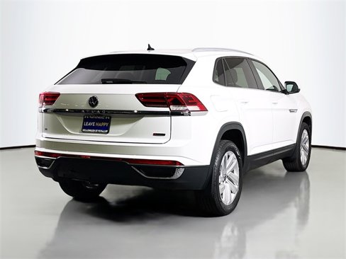 Used 2020 Volkswagen Atlas Cross Sport SE w/ Panoramic Sunroof Package image 7