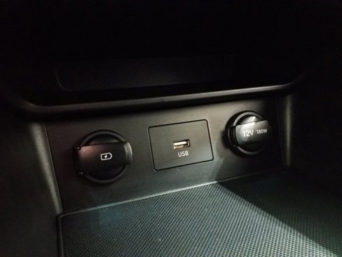 Used 2023 Hyundai Kona SEL image 9