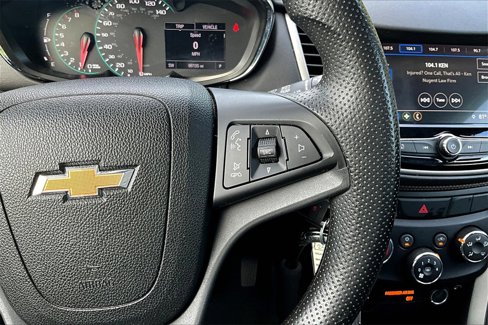 Used 2018 Chevrolet Trax LS image 11