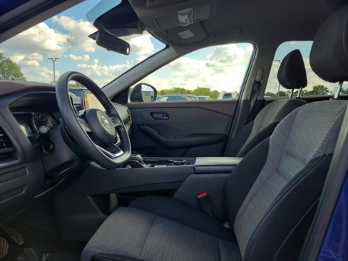 Certified 2021 Nissan Rogue S image 15