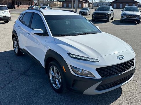 Used 2023 Hyundai Kona SEL image 13