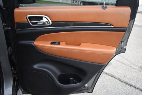 Used 2012 Jeep Grand Cherokee Overland Summit image 37