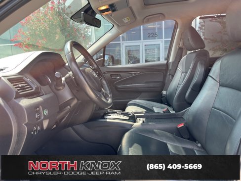 Used 2019 Honda Pilot Touring image 4