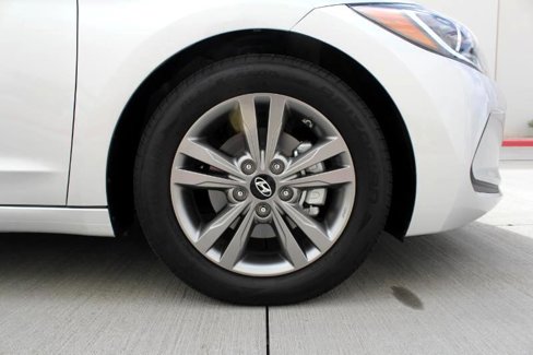 Used 2018 Hyundai Elantra SEL image 32