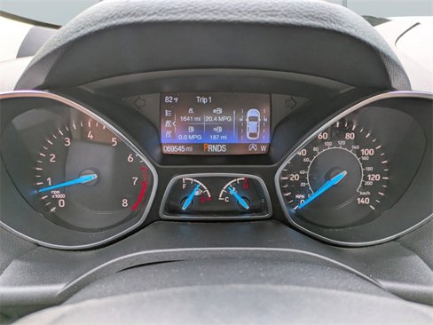 Used 2018 Ford Escape Titanium w/ Ford Safe & Smart Package image 31