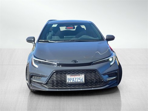Used 2024 Toyota Corolla SE image 2