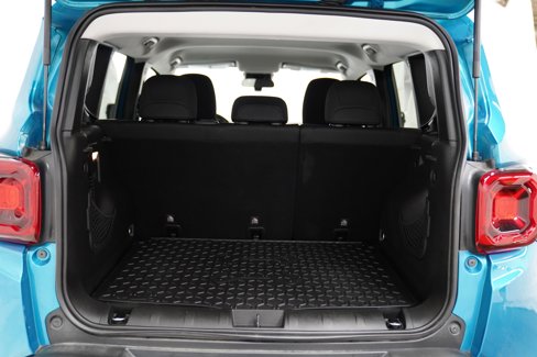 Certified 2020 Jeep Renegade Altitude image 7