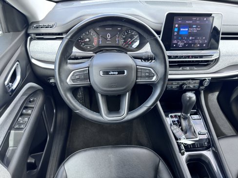 Certified 2022 Jeep Compass Latitude w/ Convenience Group image 21