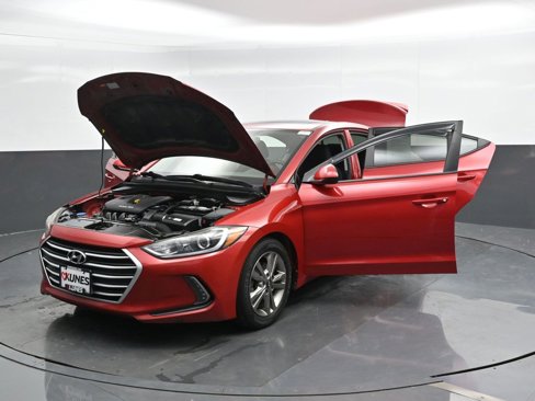 Used 2017 Hyundai Elantra Value Edition w/ Cargo Package image 46