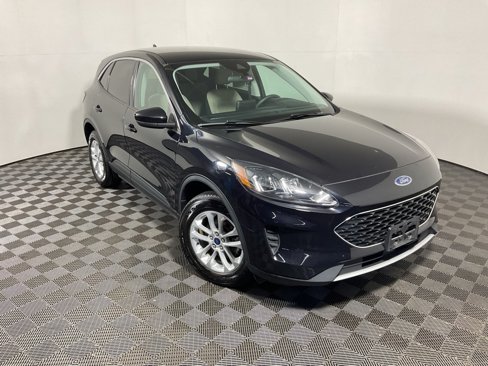 Used 2021 Ford Escape SE image 3