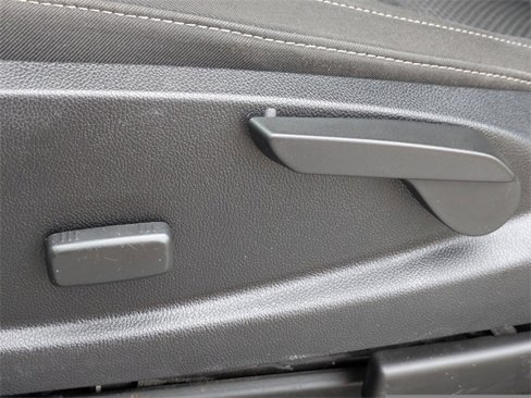 Used 2019 Chevrolet Colorado LT w/ LT Convenience Package image 21