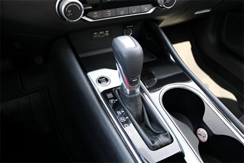 Used 2024 Nissan Altima 2.5 SV image 22
