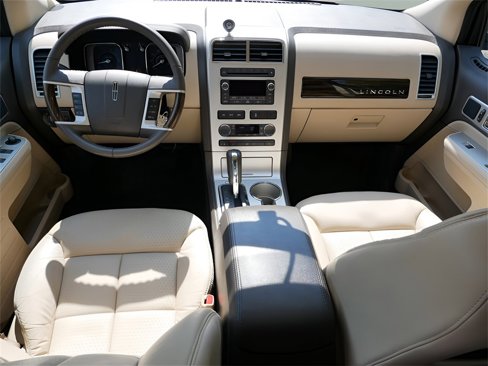 Used 2010 Lincoln MKX 2WD image 14